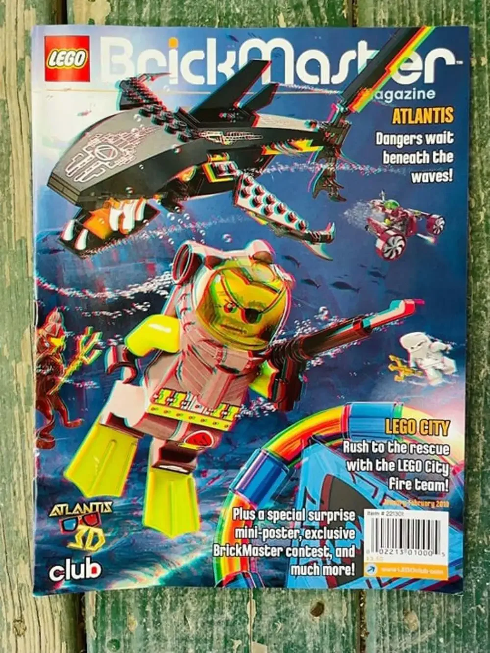 Lot of 4 Lego Magazines (2 Brickmaster/1 Lego Club/1 Bionicle) Early 2000's